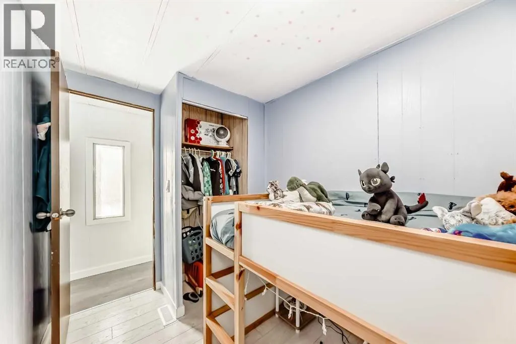 11, 649 Main Street N