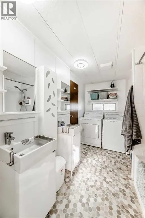 11, 649 Main Street N