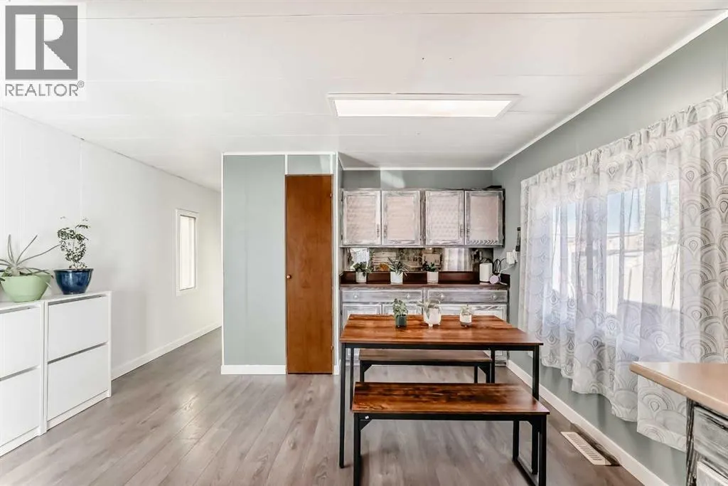 11, 649 Main Street N