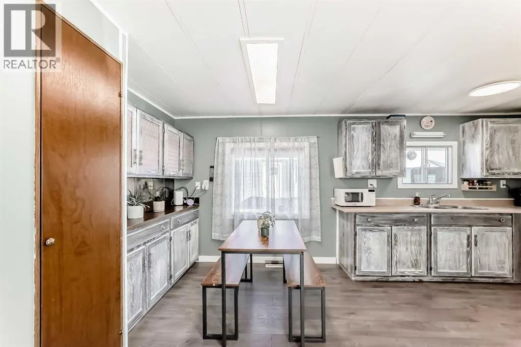 11, 649 Main Street N