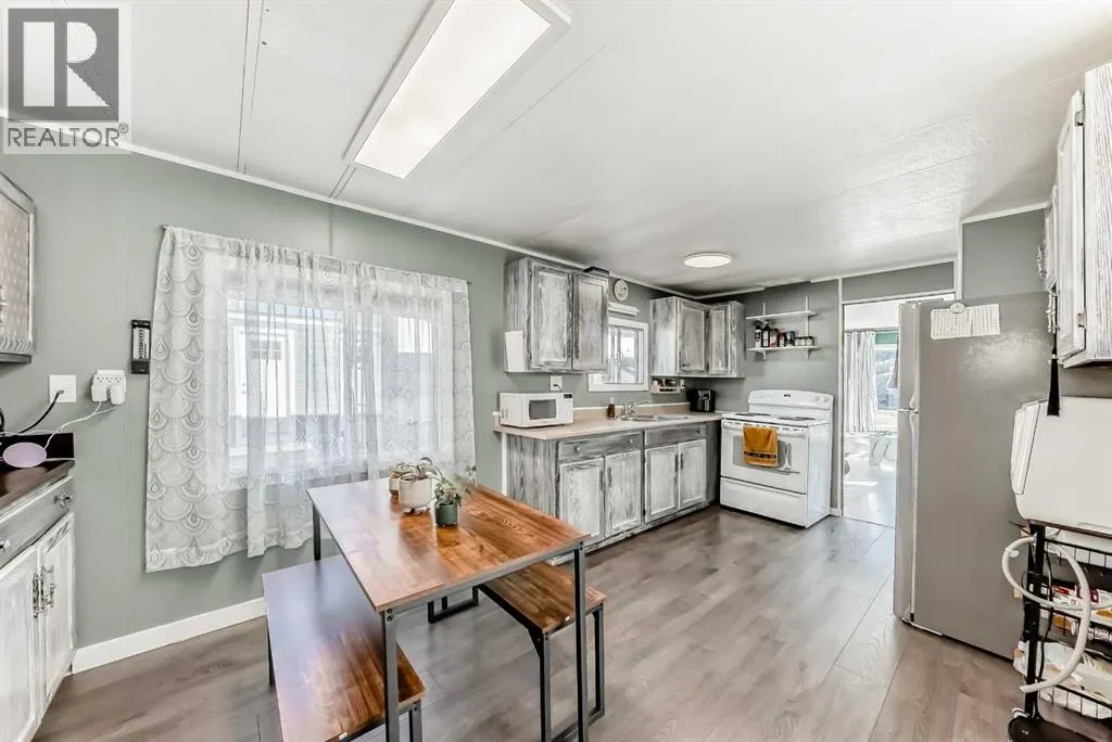 11, 649 Main Street N