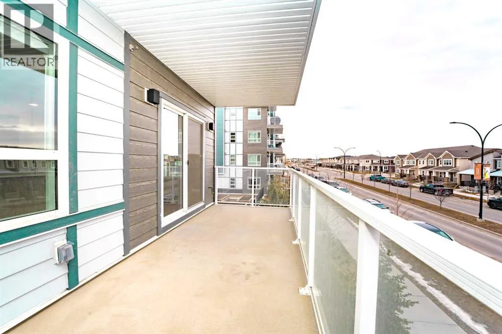215, 40 Carrington Plaza NW