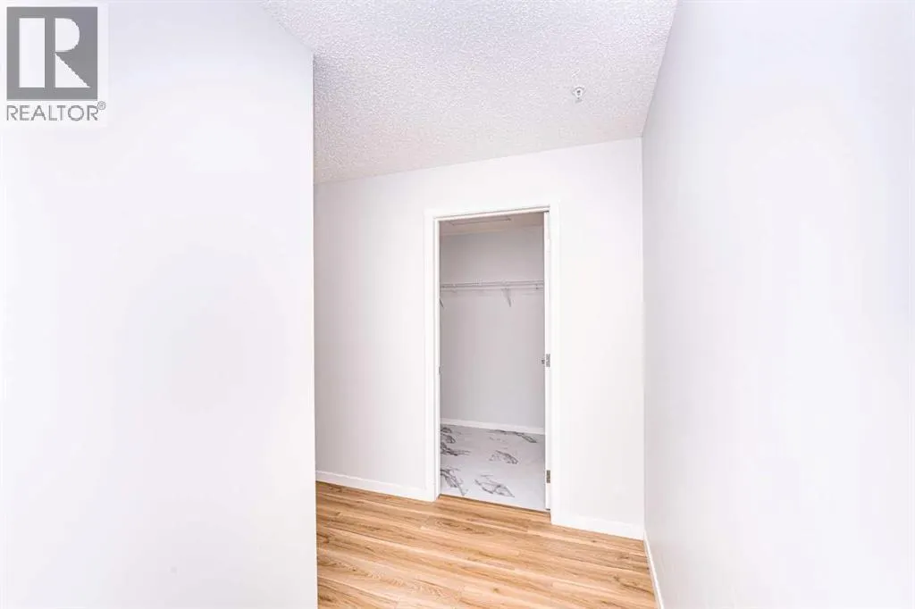 215, 40 Carrington Plaza NW