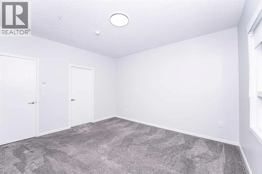 215, 40 Carrington Plaza NW