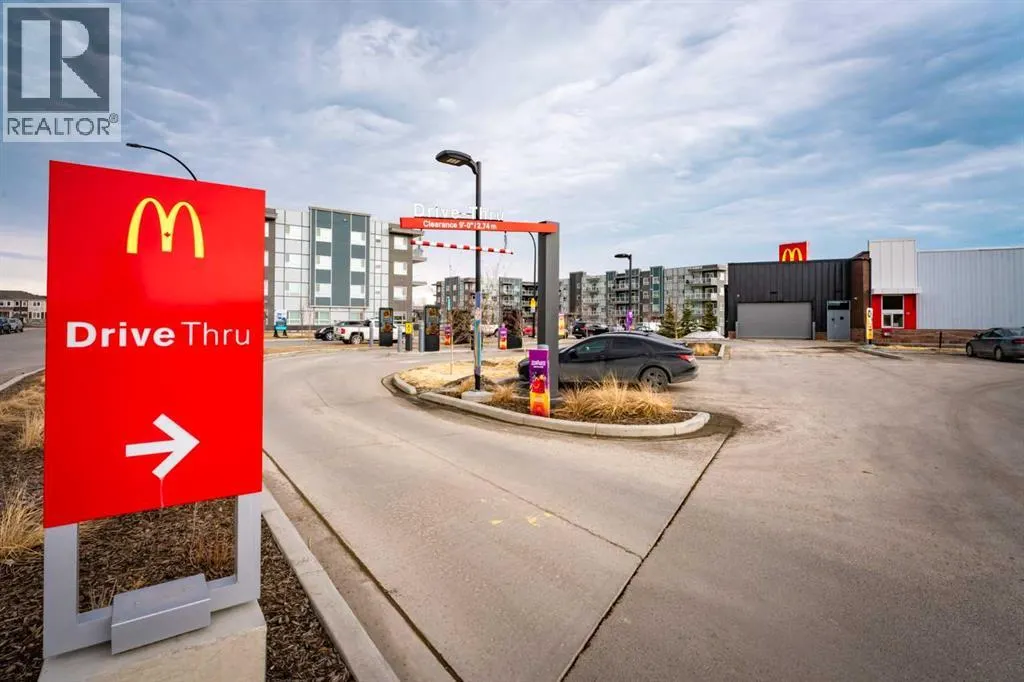 215, 40 Carrington Plaza NW