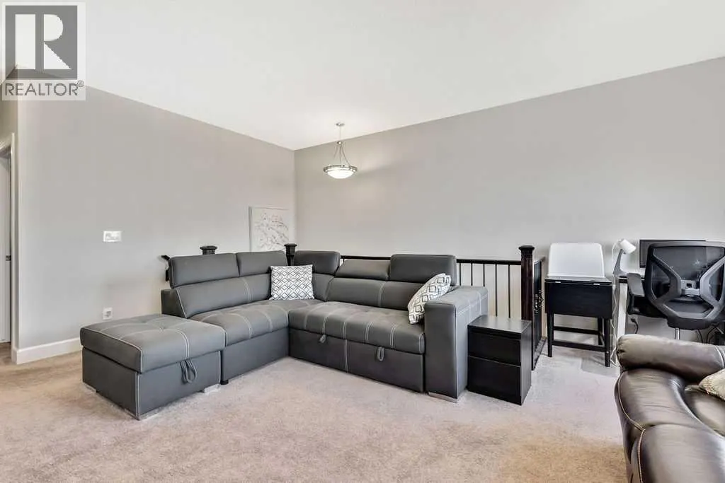 165 Carrington Close NW