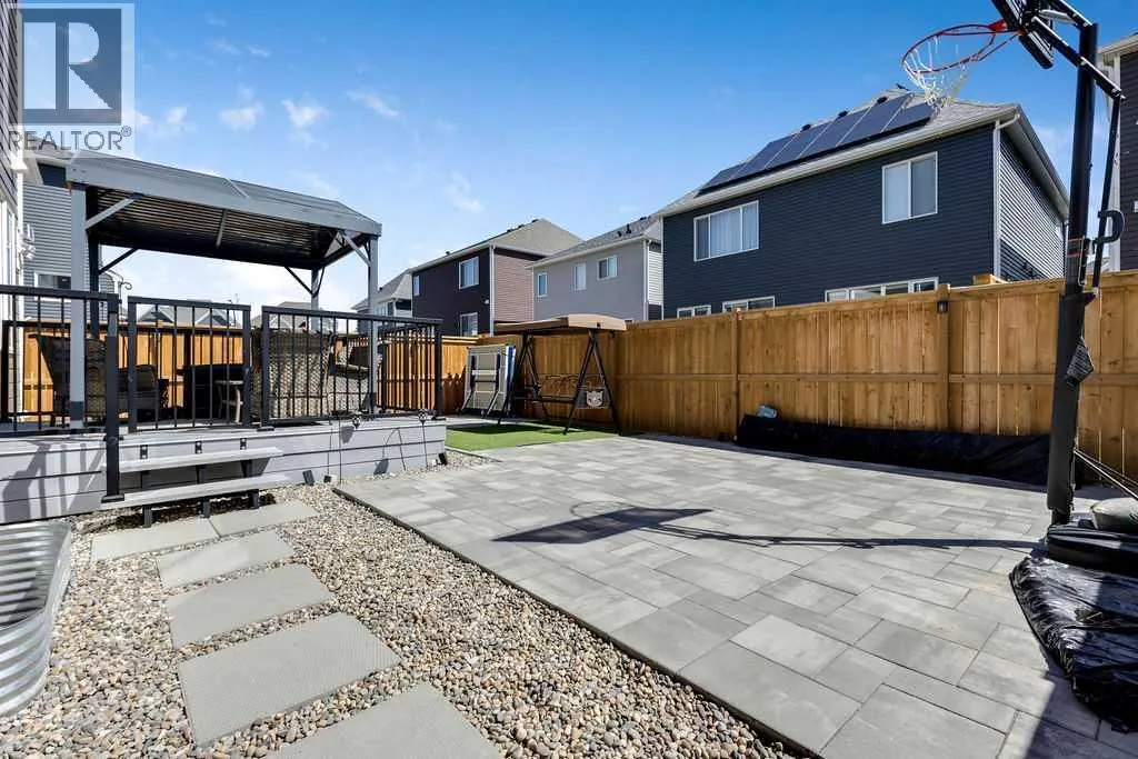 165 Carrington Close NW
