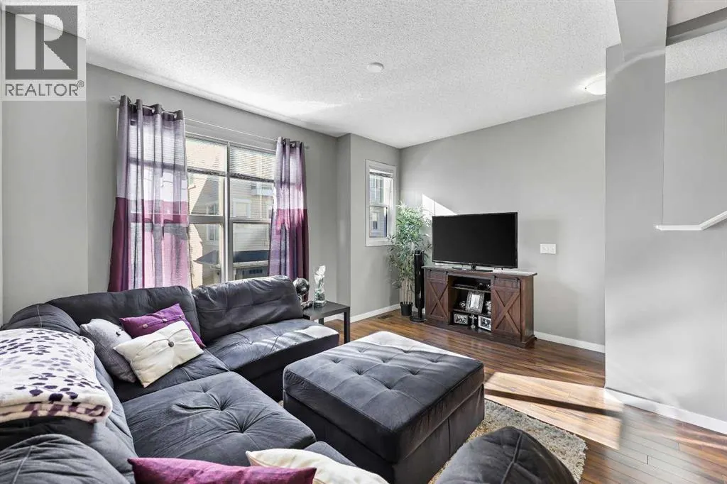 68 New Brighton Point SE