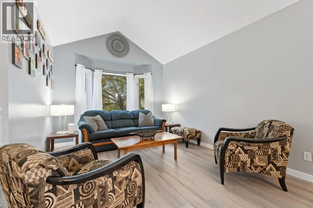 9 Hunters Mews