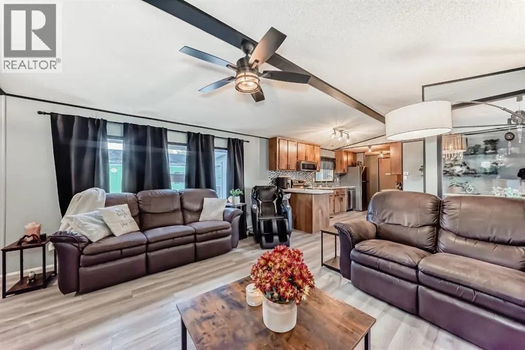 119 Home Bay SE