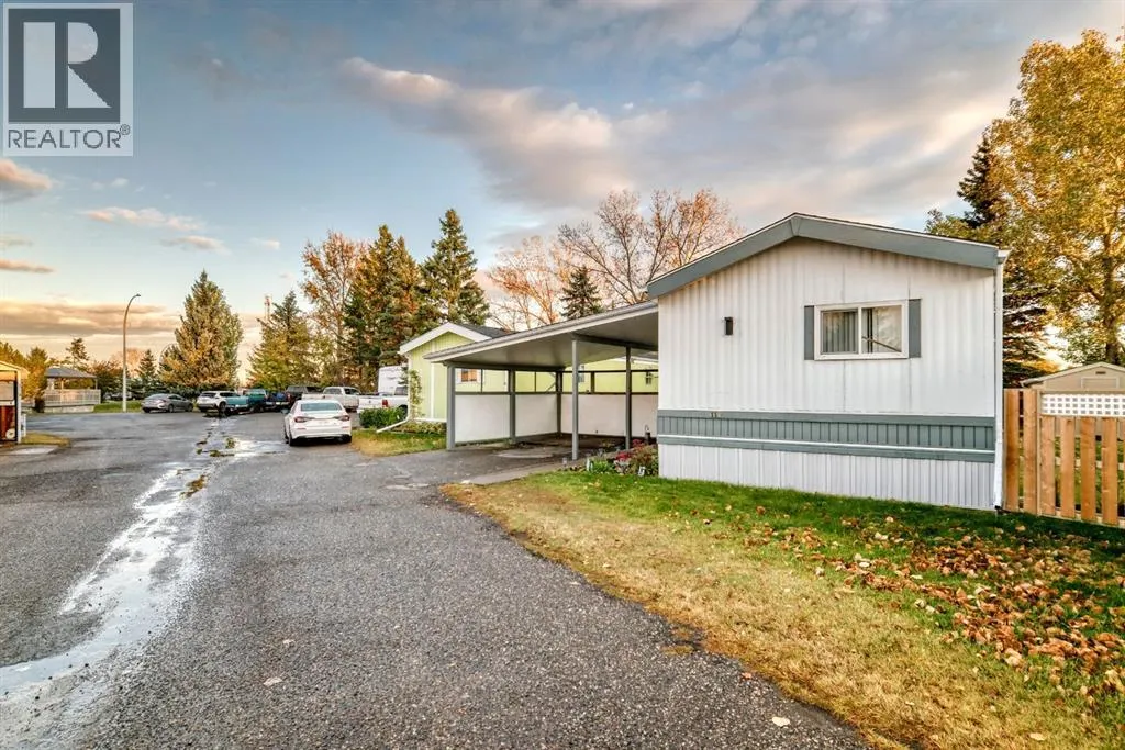 119 Home Bay SE