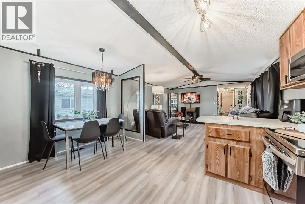 119 Home Bay SE