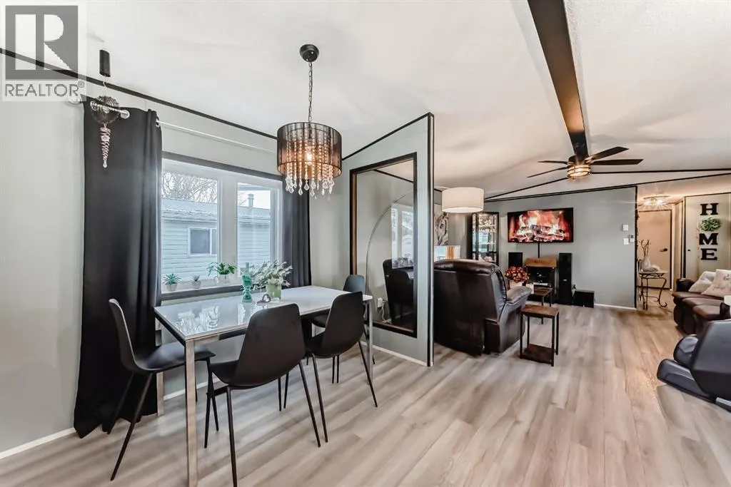 119 Home Bay SE