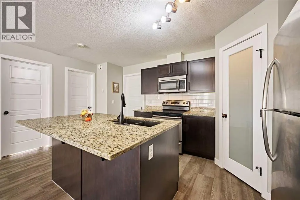 7101, 2781 Chinook Winds Drive SW