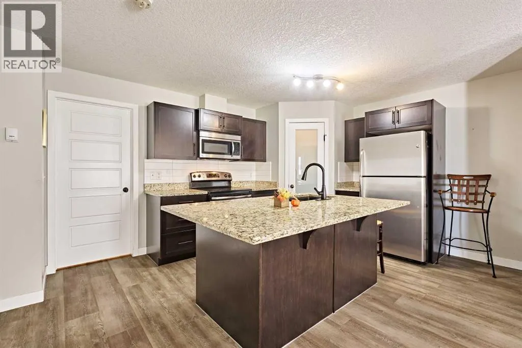 7101, 2781 Chinook Winds Drive SW