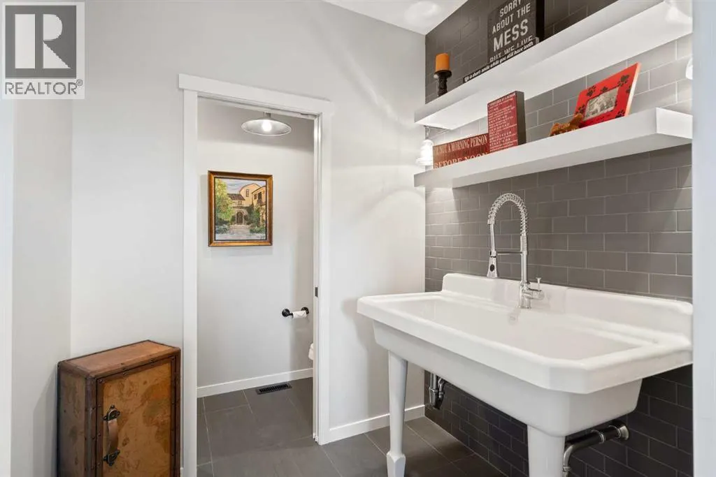 219 River Heights Green