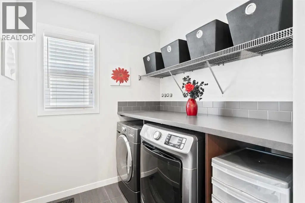 219 River Heights Green