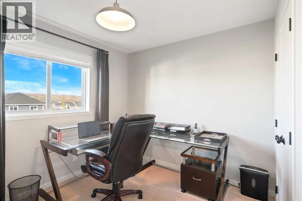 219 River Heights Green