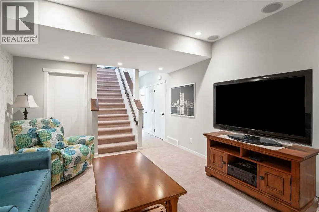 219 River Heights Green