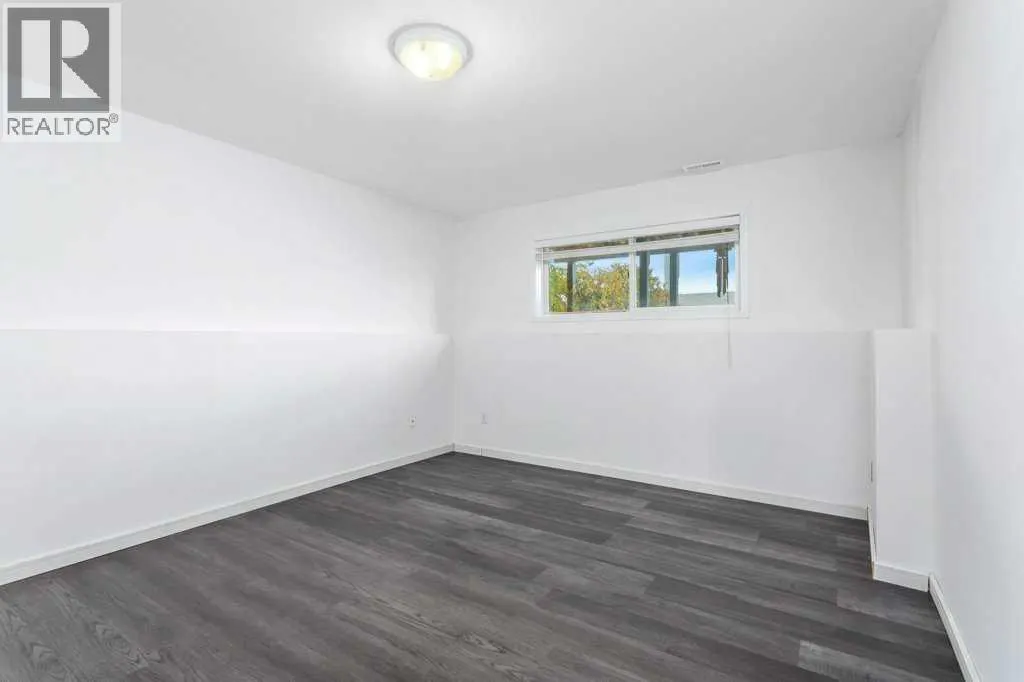 89 Silver Drive