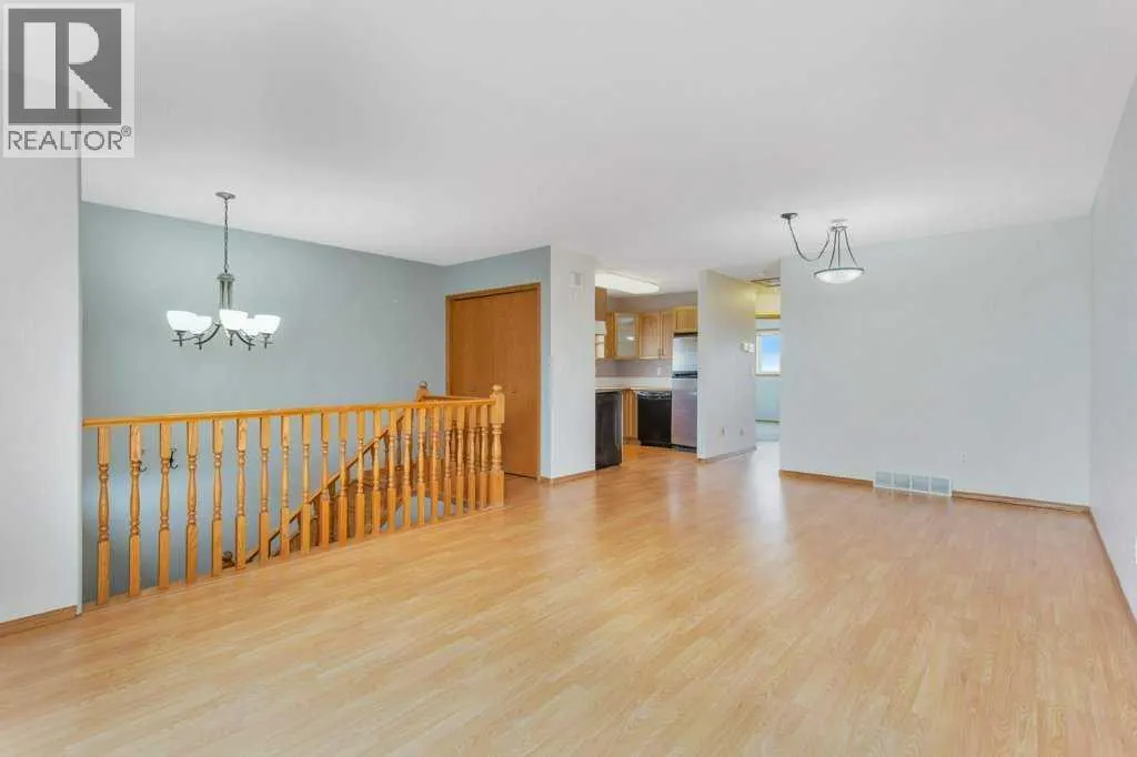89 Silver Drive