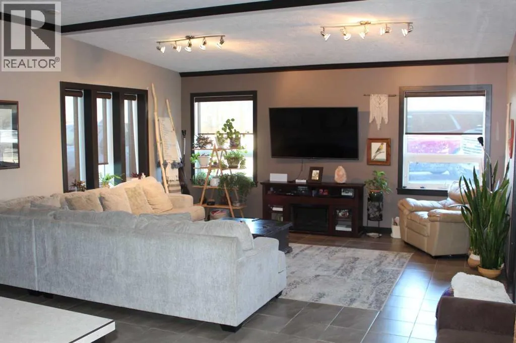 913007, Range Road 222
