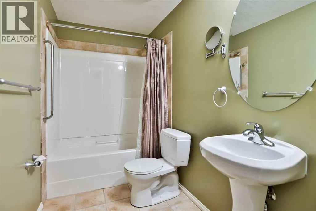 15, 150 Fairmont Road S