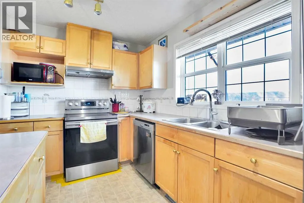 175, 7707 Martha's Haven Park NE