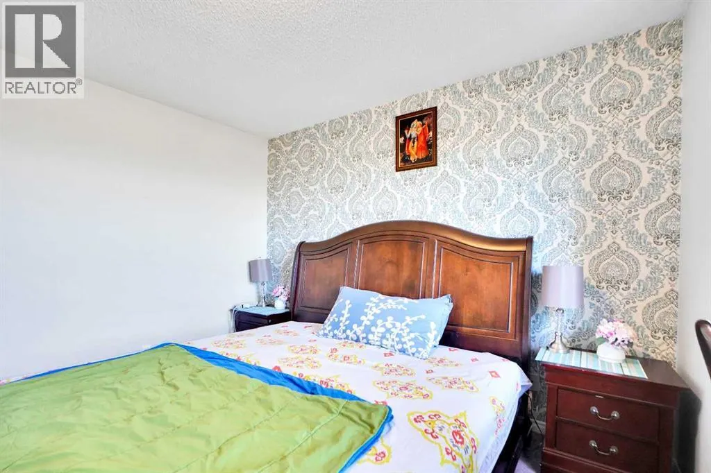 175, 7707 Martha's Haven Park NE