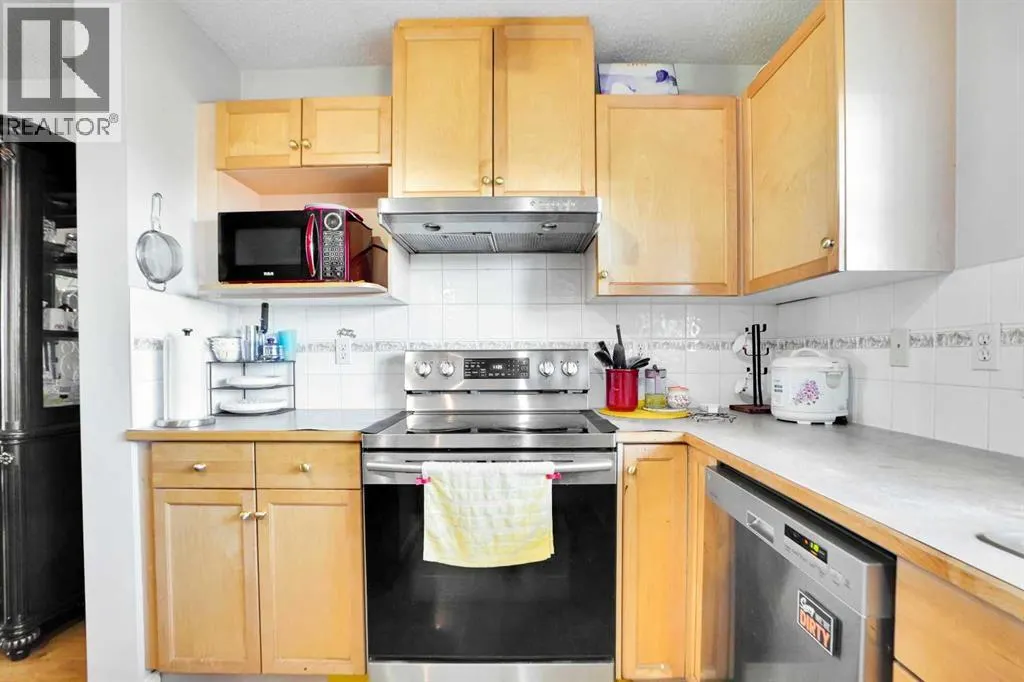 175, 7707 Martha's Haven Park NE