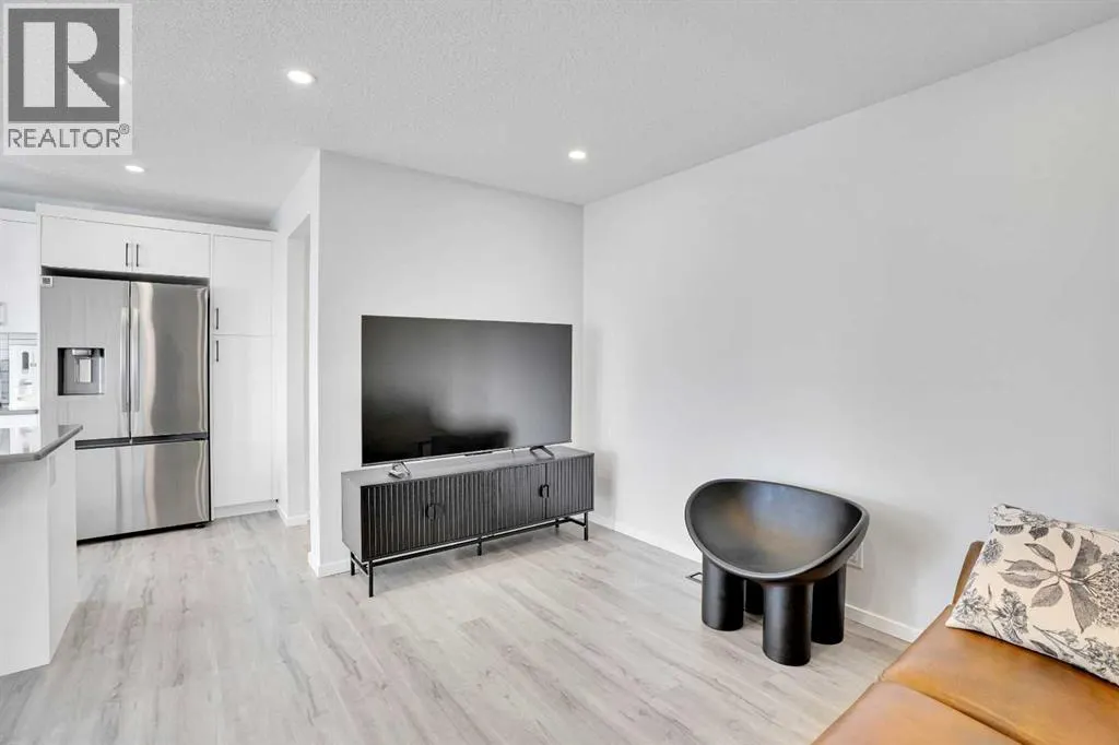 285 Yorkville Boulevard SW