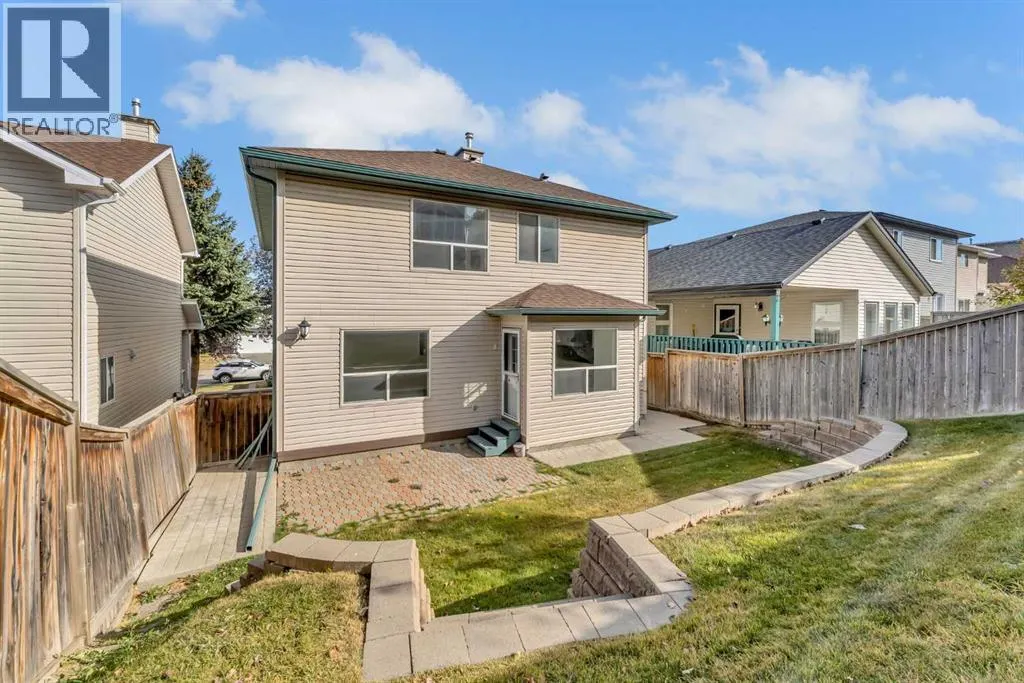338 Panamount Drive NW