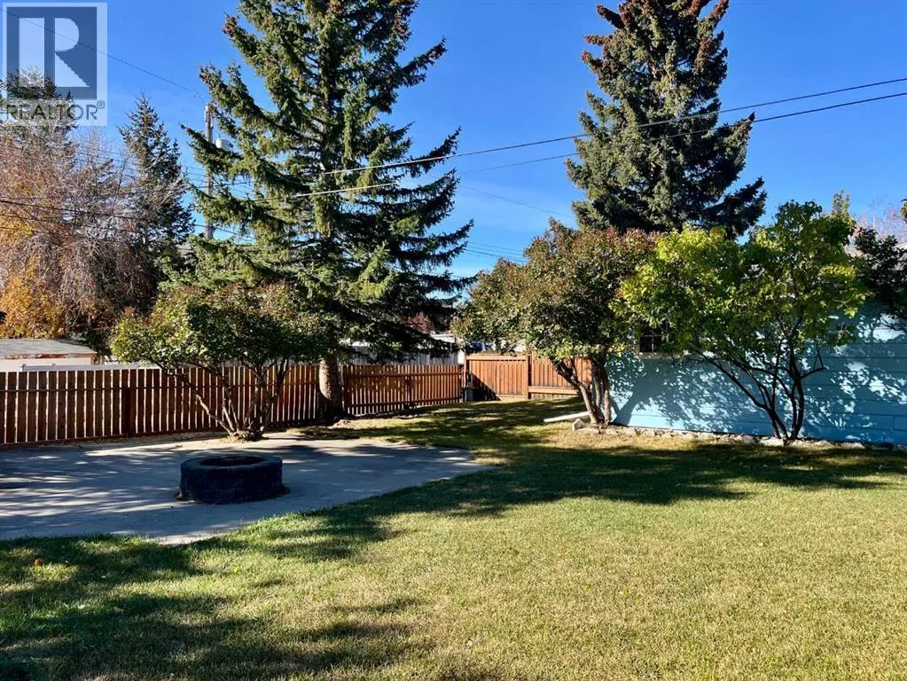 342 Canyon Crescent