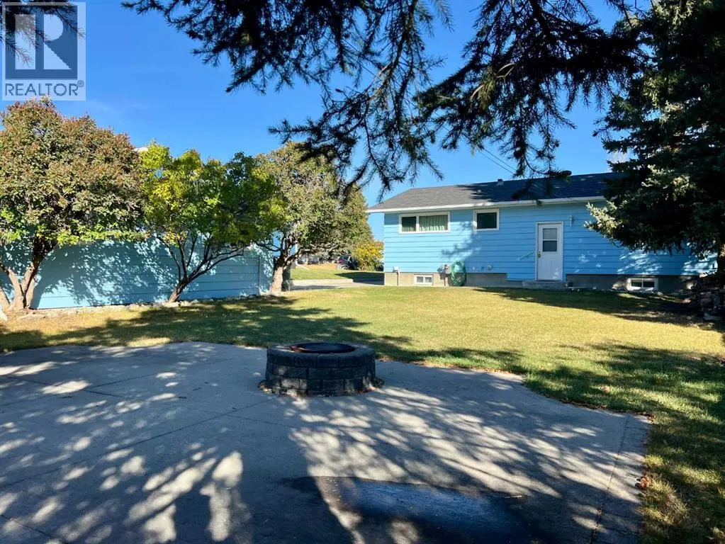 342 Canyon Crescent