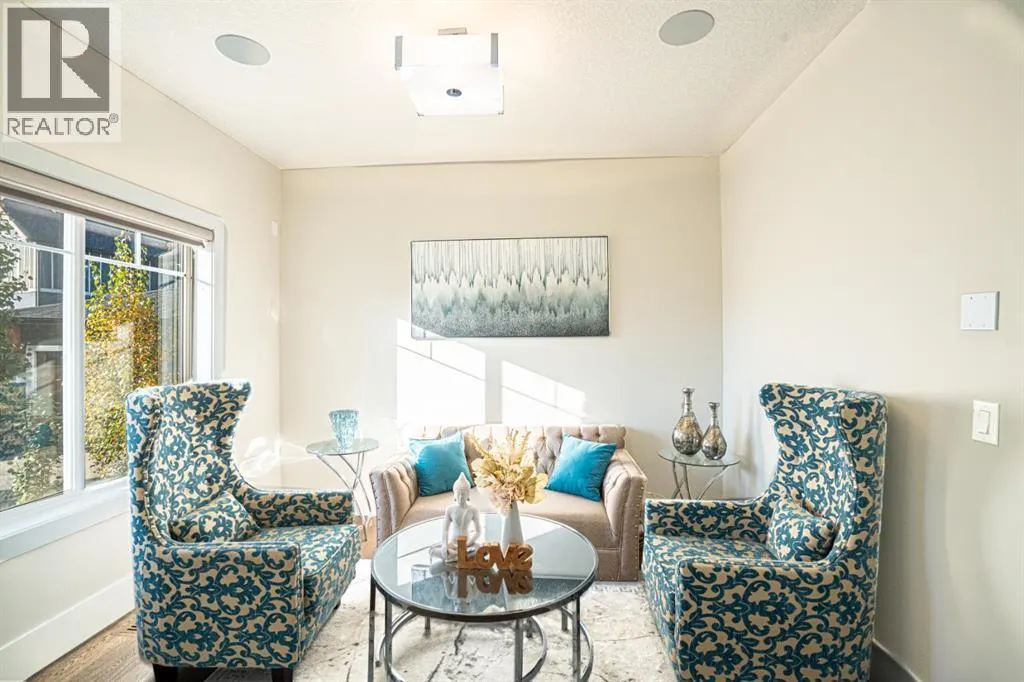 321 Kinniburgh Cove