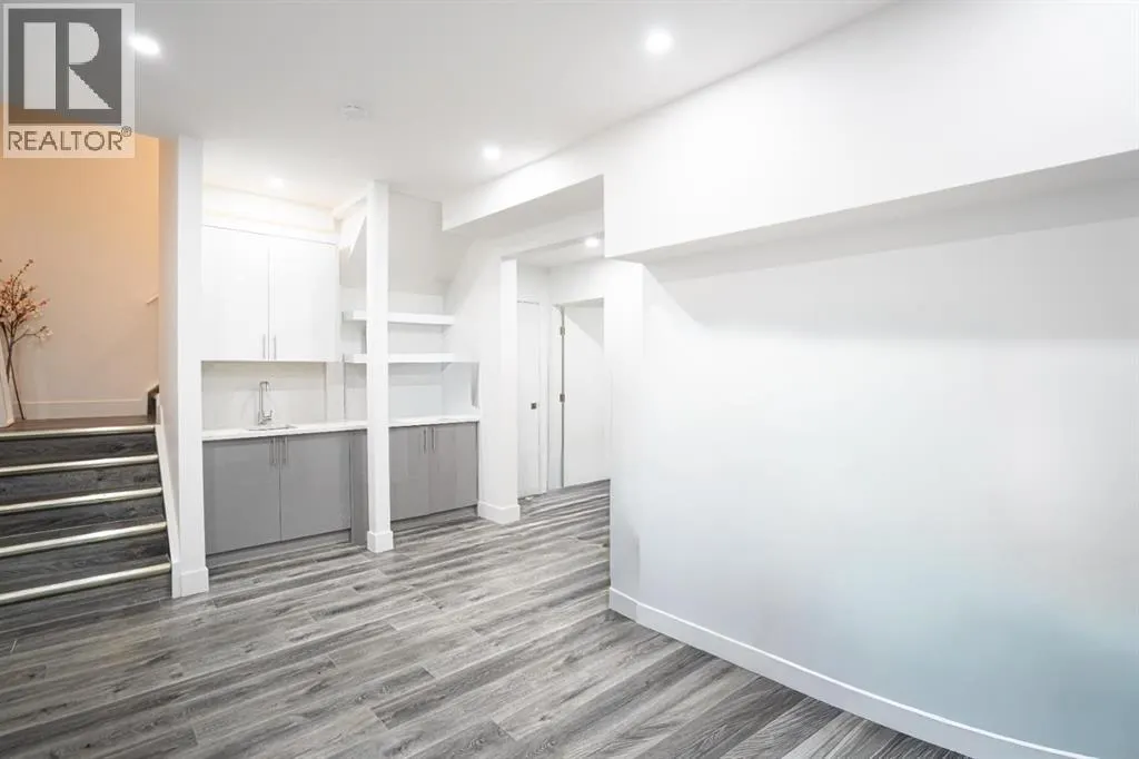 321 Kinniburgh Cove
