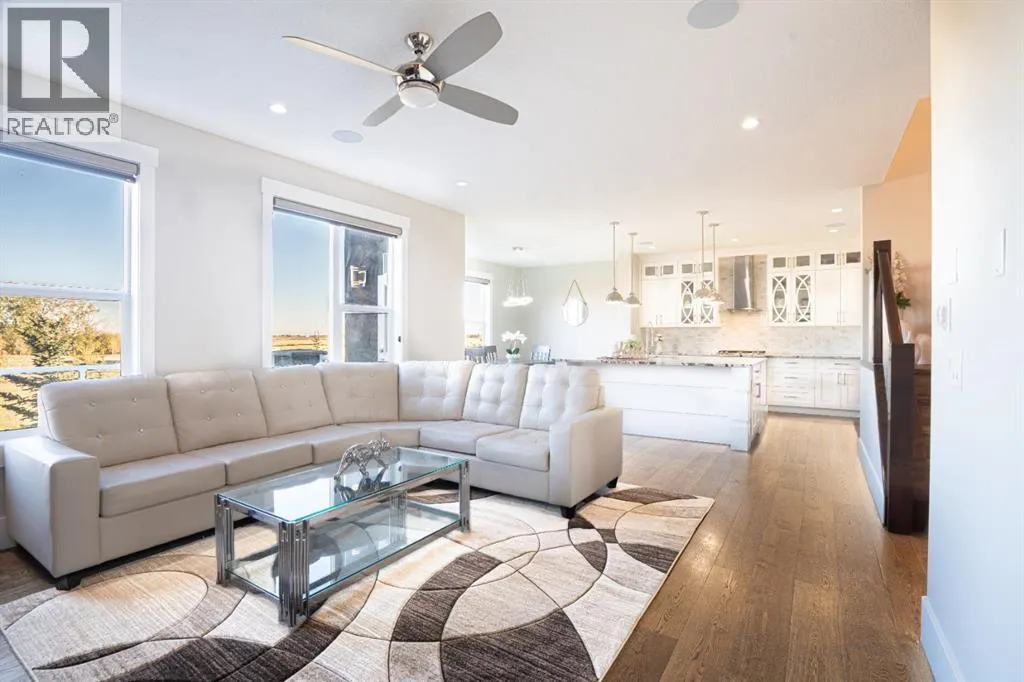 321 Kinniburgh Cove