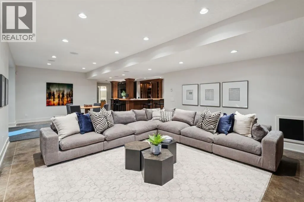 146 Waterside Court