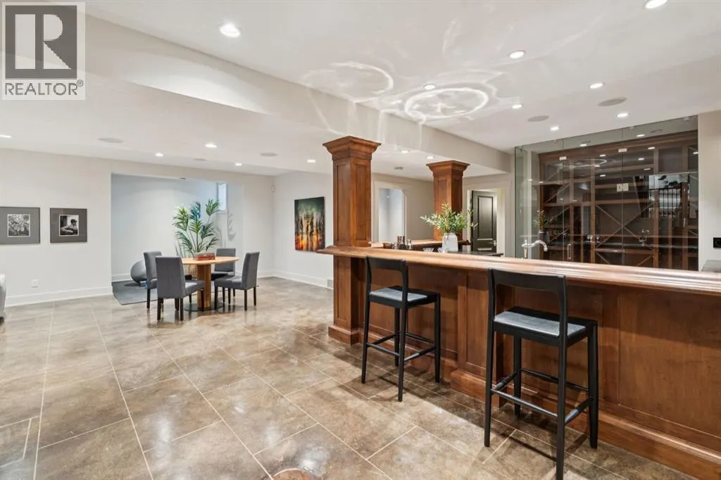 146 Waterside Court