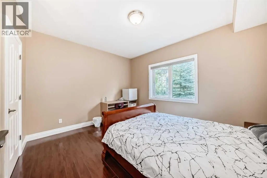 29 Simcoe Gate SW