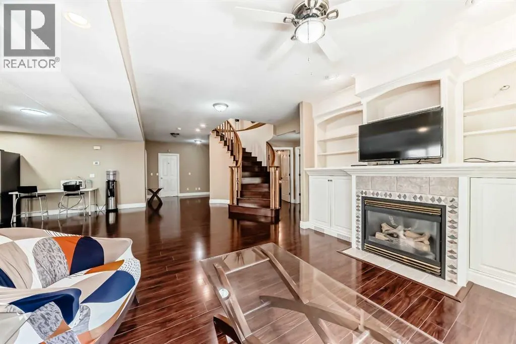 29 Simcoe Gate SW