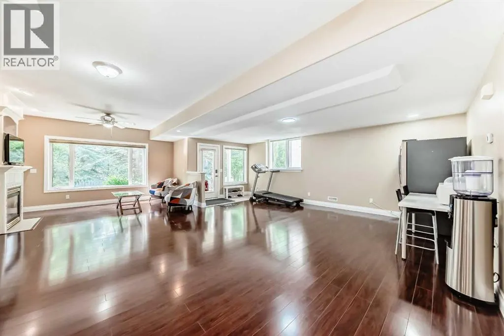 29 Simcoe Gate SW
