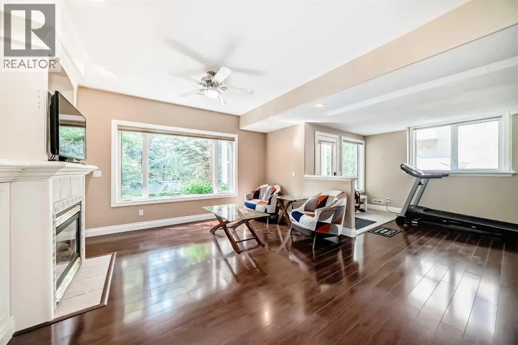 29 Simcoe Gate SW