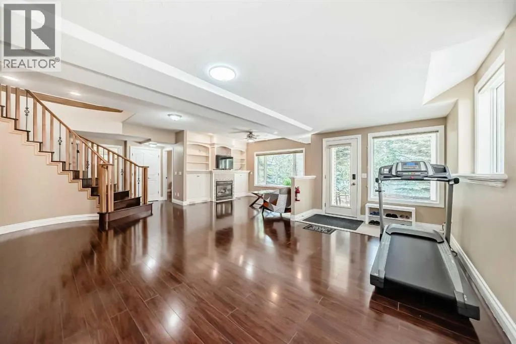 29 Simcoe Gate SW
