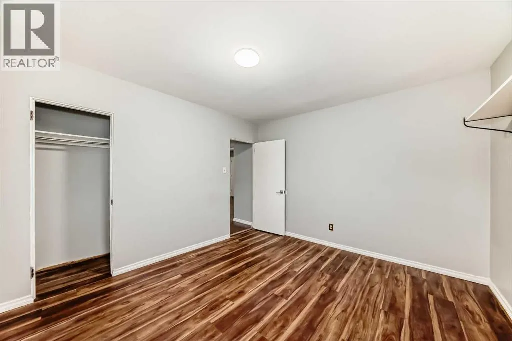 1403 19 Street NE