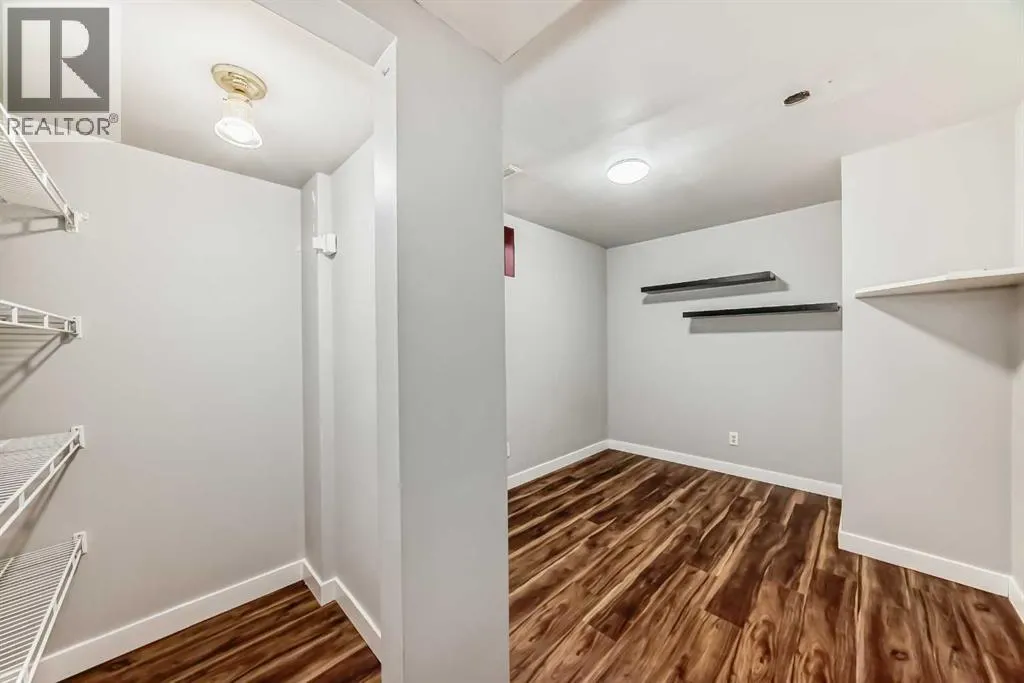 1403 19 Street NE