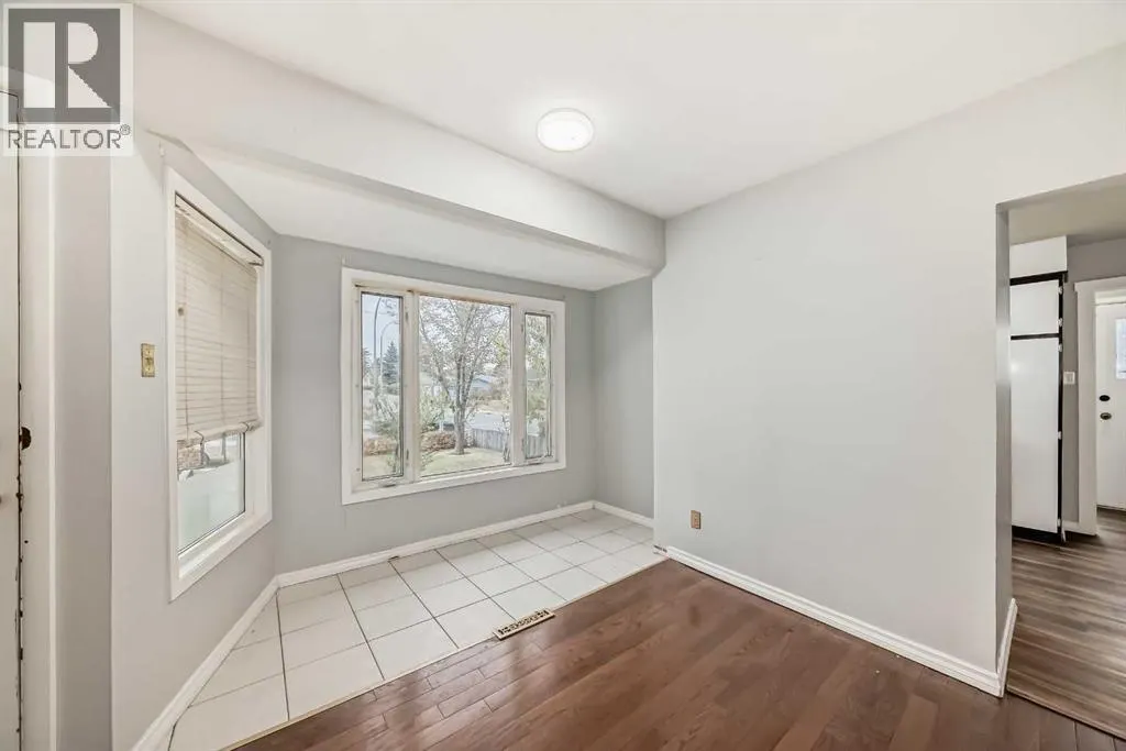 1403 19 Street NE