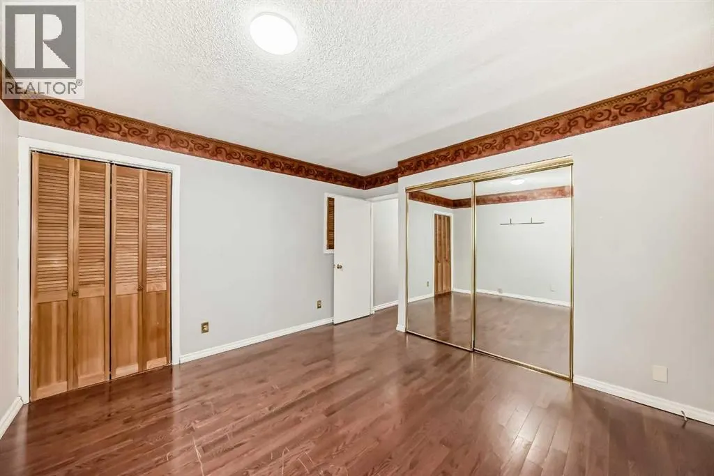 1403 19 Street NE