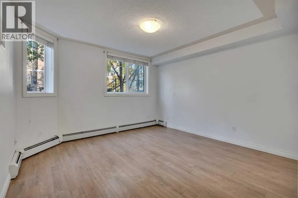 106, 2411 Erlton Road SW