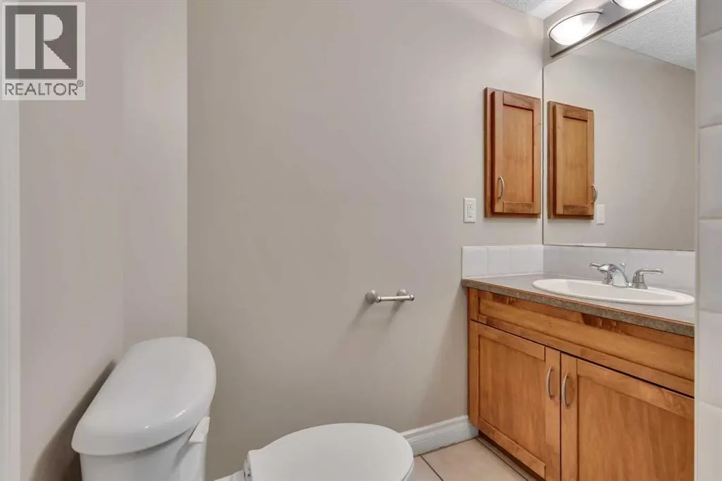 106, 2411 Erlton Road SW